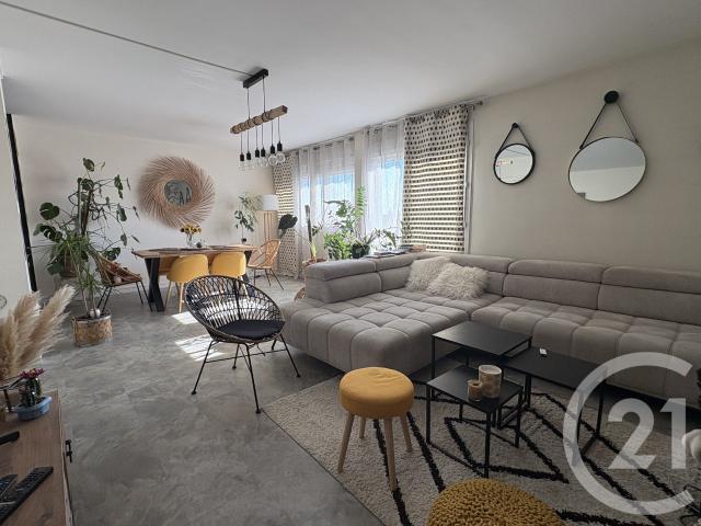 Appartement 4 pièces 74 m²