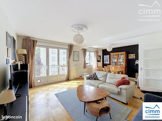 Appartement 4 pièces 74 m²