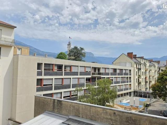 Appartement 4 pièces 74 m²