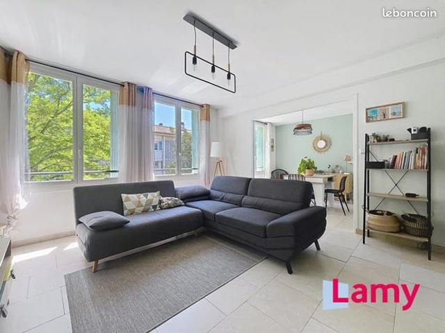 Appartement 4 pièces 74 m²