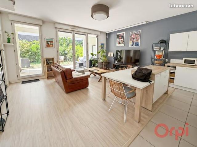 Appartement 4 pièces 74 m²