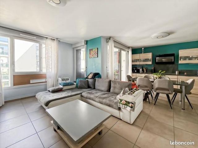 Appartement 4 pièces 74 m²