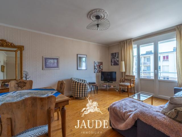 Appartement 4 pièces 74 m²