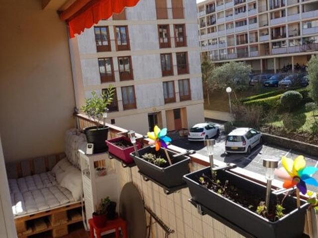Appartement 4 pièces, 75 m² à louer à Aubagne 13400