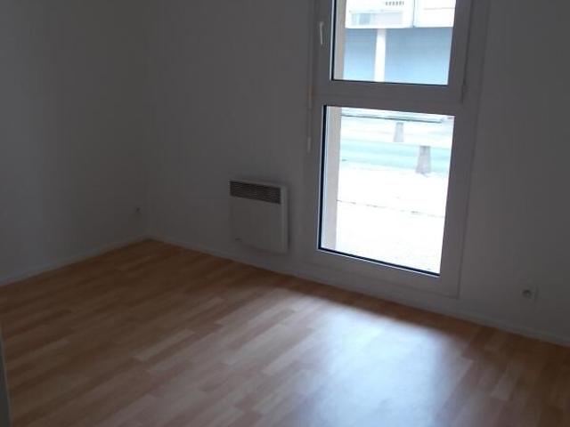 Appartement 4 pièces, 75 m² à louer à La Châtre 36400
