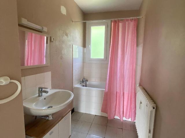 Appartement 4 pièces 75 m² PRIVAS 07000