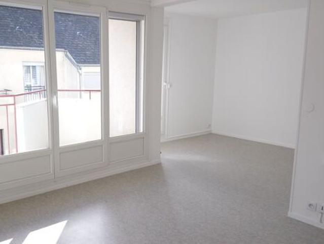 Appartement 4 pièces 75m2 REIMS 780 euros