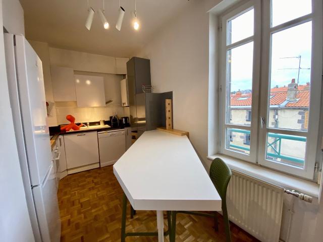 Appartement 4 pièces, 76 m² à louer à Chamalières 63400