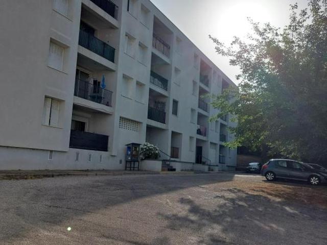 Appartement 4 pièces, 76 m² à louer à Mornas 84550