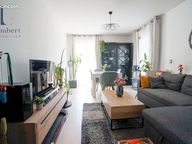 Appartement 4 pièces 76 m²