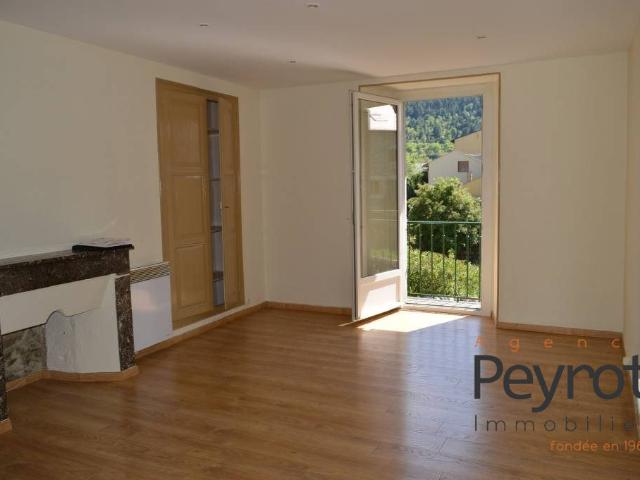 Appartement 4 pièces 76 m²