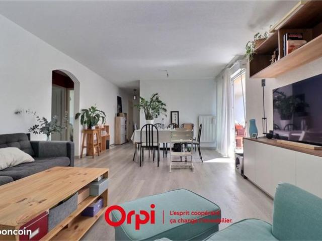 Appartement 4 pièces 76 m²