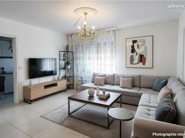 Appartement 4 pièces 76 m²