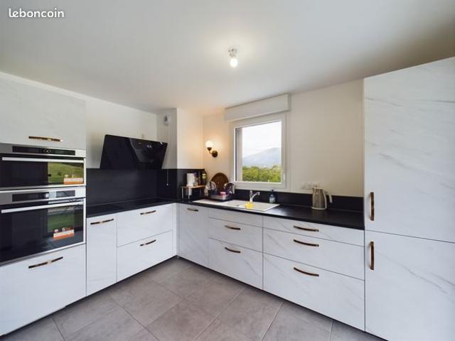 Appartement 4 pièces 76 m²