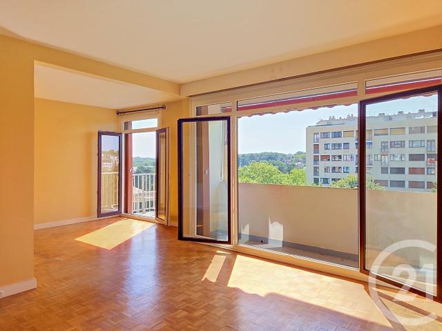 Appartement 4 pièces 76 m²