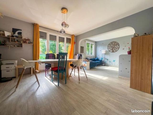 Appartement 4 pièces 76 m²