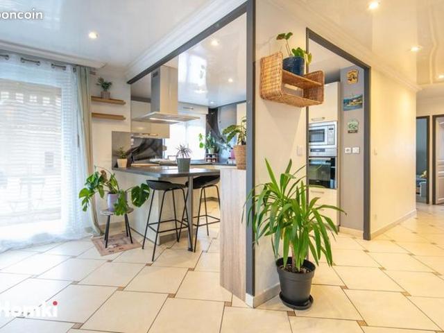Appartement 4 pièces 76 m²
