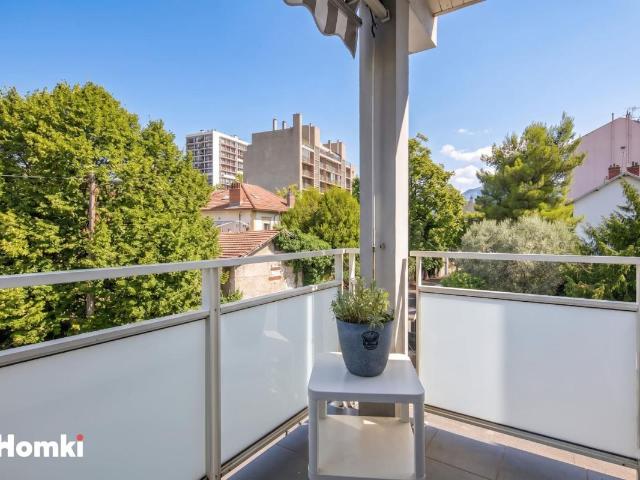 Appartement 4 pièces 76 m²