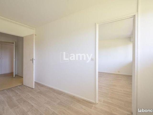 Appartement 4 pièces 76 m²