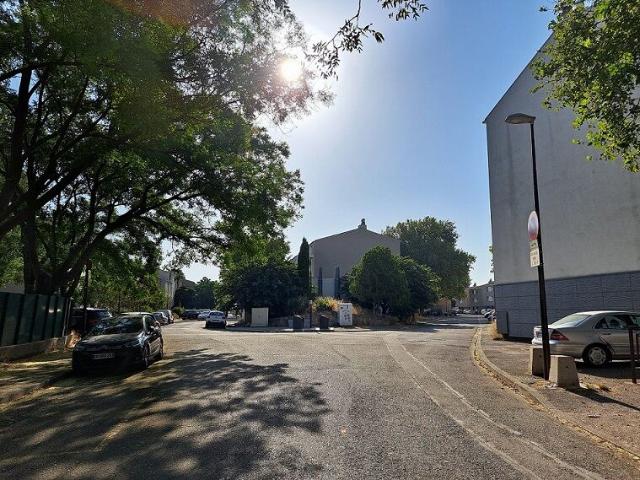 Appartement 4 pièces, 78 m² à louer à Avignon 84000