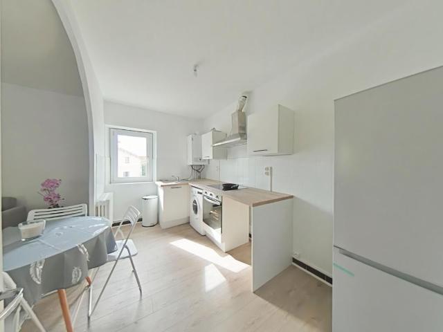 Appartement 4 pièces, 78 m² à louer à Romans sur Isère 26100