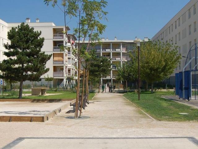 Appartement 4 pièces, 79 m² à louer à L'Isle sur la Sorgue 84800