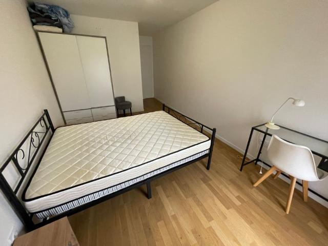 Appartement 4 pièces, 79 m² à louer à Pantin 93500