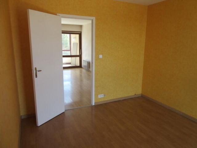 Appartement 4 pièces, 79 m² à louer à Rodez 12000