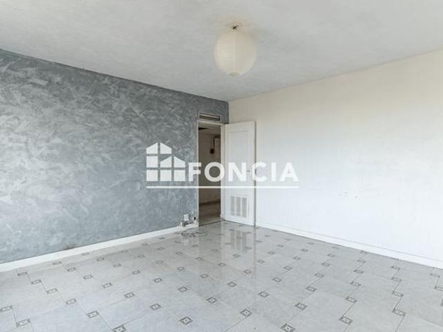 Appartement 4 pièces – 79 m² – Vue dégagée et cave