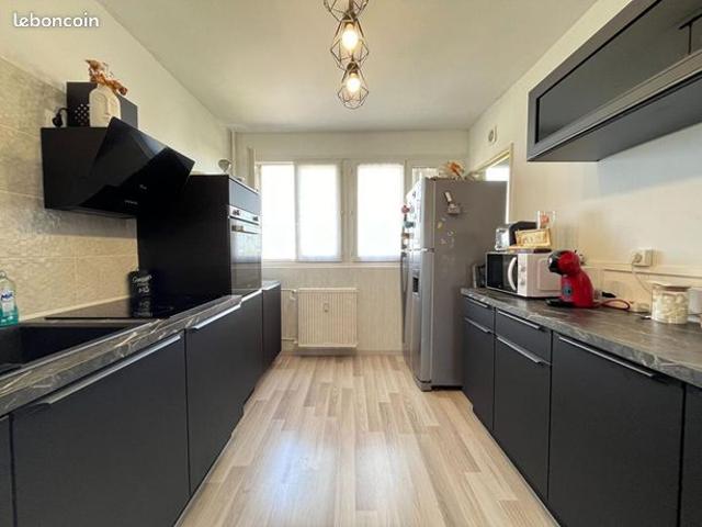 Appartement 4 pièces 79 m²
