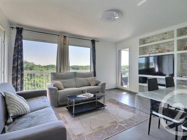 Appartement 4 pièces 79 m²