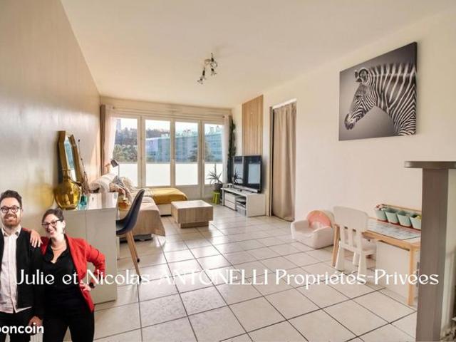 Appartement 4 pièces 79 m²
