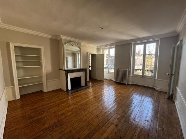 Appartement 4 pièces 79 m²