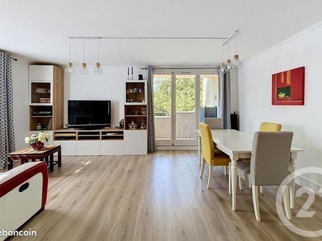 Appartement 4 pièces 79 m²