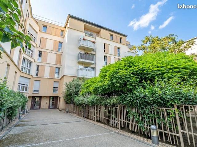 Appartement 4 pièces 79 m²