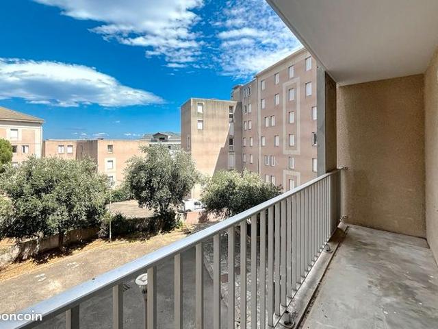 Appartement 4 pièces 79 m²
