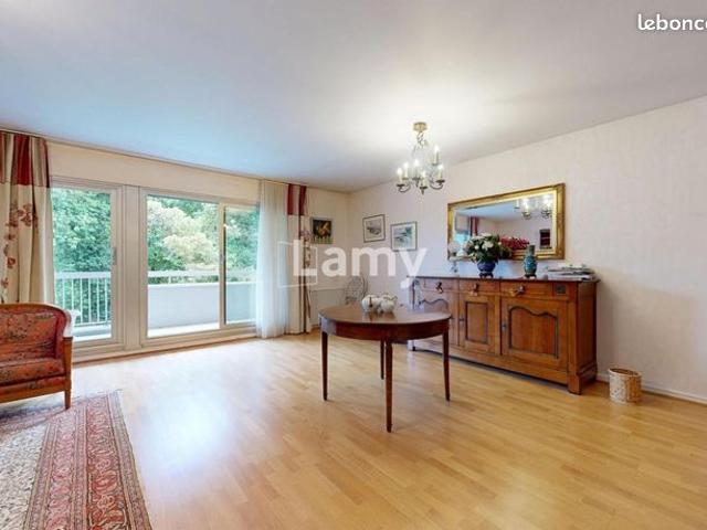 Appartement 4 pièces 79 m²