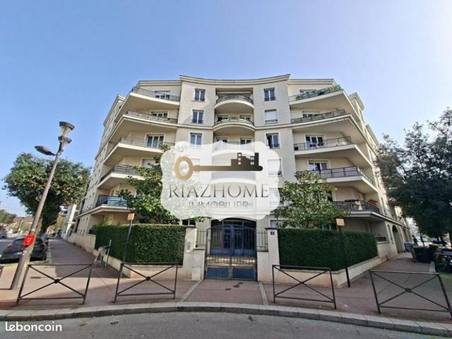 Appartement 4 pièces 79 m²