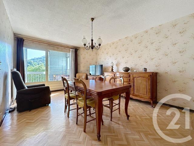 Appartement 4 pièces 79 m²