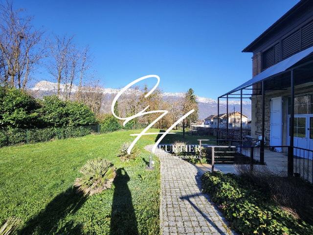 Appartement 4 pièces, 83 m² à louer à Tencin 38570