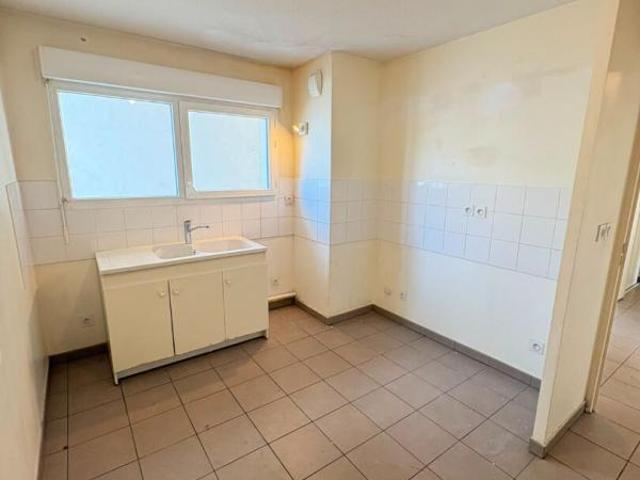 Appartement 4 pièces, 83 m² à louer à Vénissieux 69200