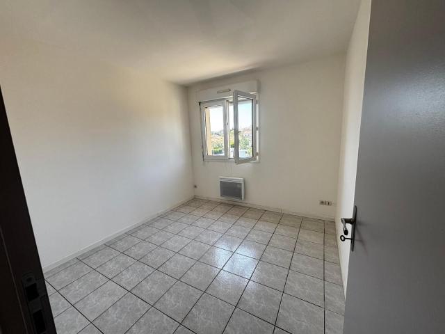 Appartement 4 pièces, 83 m² à louer à Agde 34300
