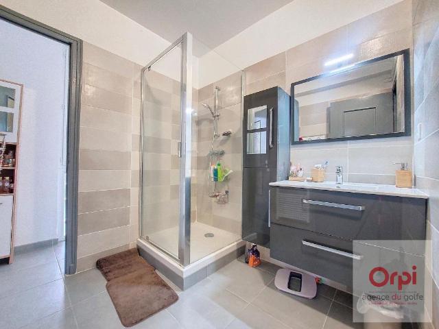 Appartement 4 pièces, 83 m² à louer à Ajaccio 20090