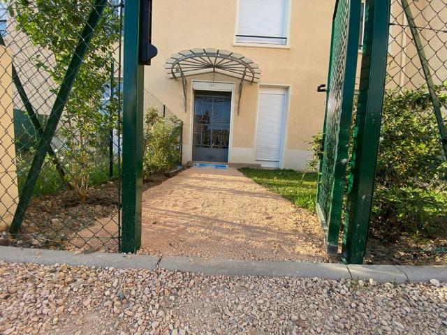 Appartement 4 pièces, 83 m² à louer à Arnas 69400