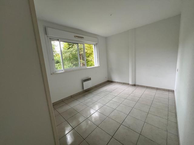 Appartement 4 pièces, 83 m² à louer à Gan 64290