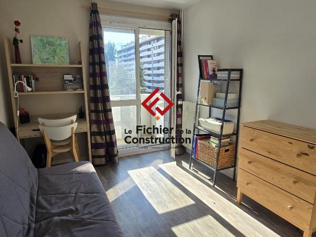 Appartement 4 pièces, 83 m² à louer à Grenoble 38000