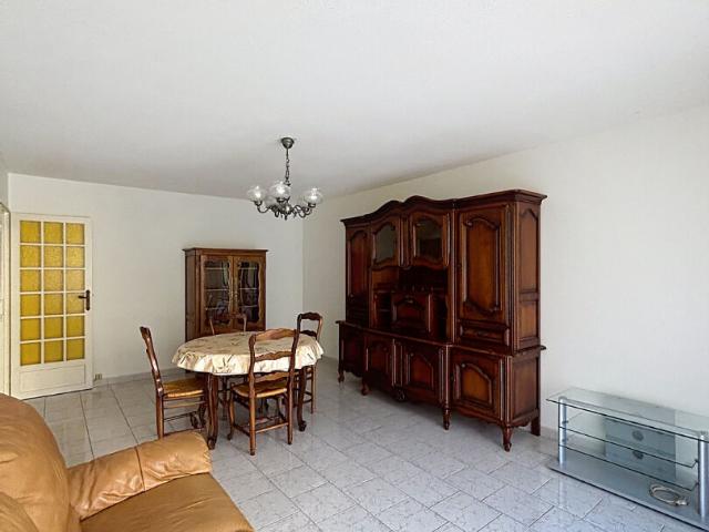 Appartement 4 pièces, 83 m² à louer à Marseille 4 13004