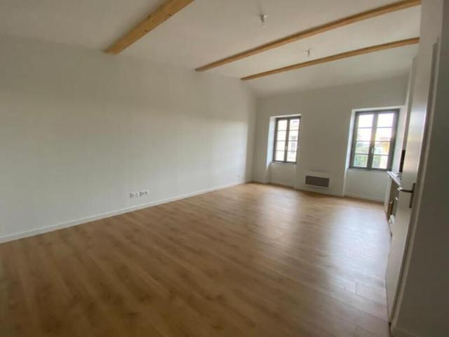 Appartement 4 pièces, 83 m² à louer à Romans sur Isère 26100