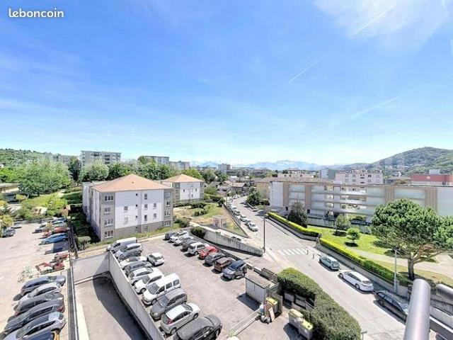 Appartement 4 pièces 83 m²