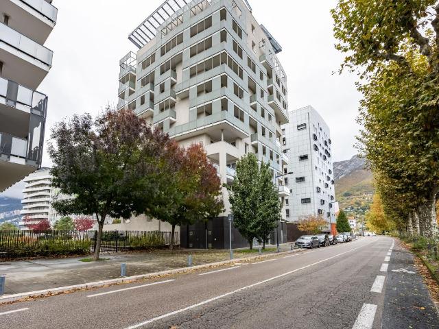 Appartement 4 pièces 83 m²